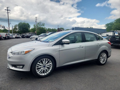 Used 2018 Ford Focus Titanium image 1