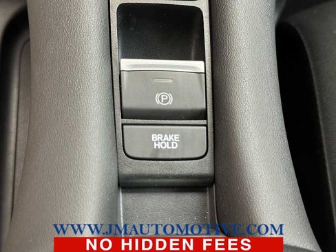 Used 2024 Honda HR-V Sport image 31