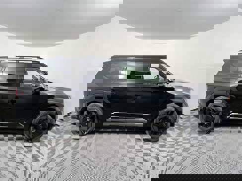 New 2026 Kia EV9 GT-Line image 2