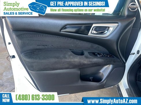 Used 2016 Nissan Pathfinder SV image 25