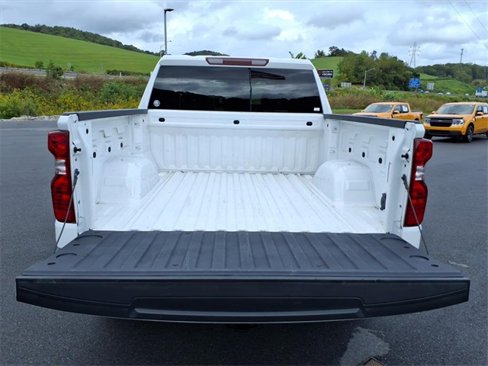 Used 2023 Chevrolet Silverado 1500 LT image 25