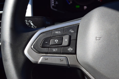 Used 2022 Volkswagen Atlas SE image 21