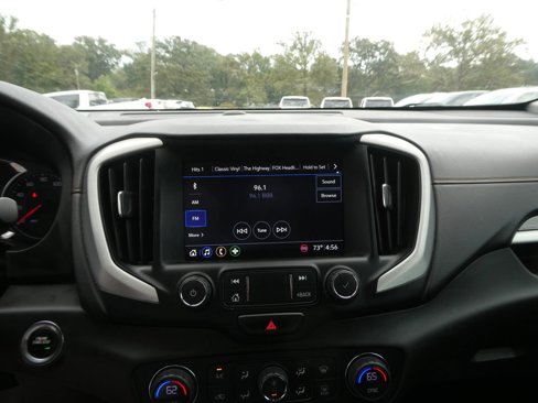 Used 2021 GMC Terrain SLT w/ Elevation Edition image 21