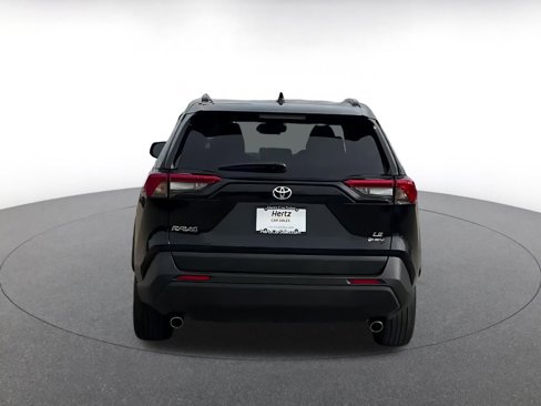 Used 2025 Toyota RAV4 LE image 12