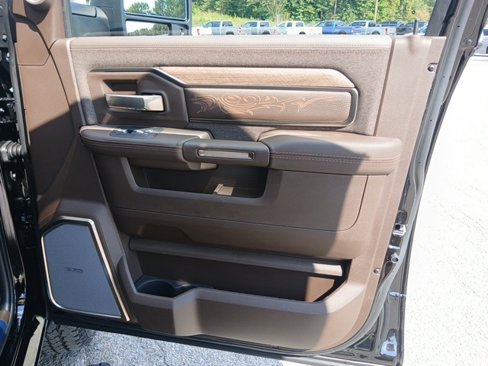 New 2026 RAM 2500 Limited image 37