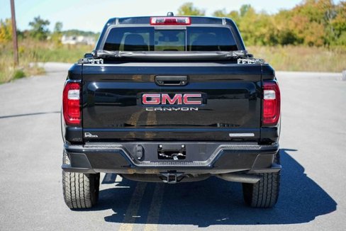 Used 2024 GMC Canyon Elevation image 6