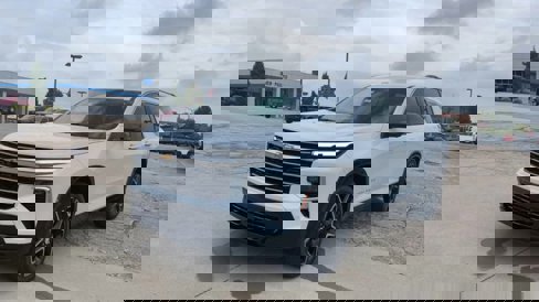 New 2026 Chevrolet Traverse High Country w/ LPO, Floor Liner Package image 4