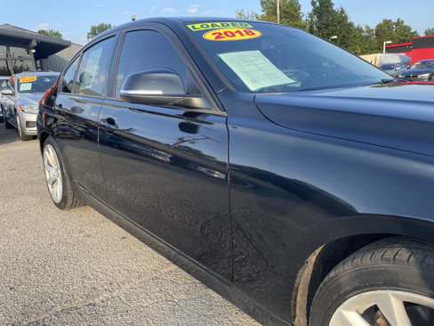Used 2018 BMW 320i xDrive Sedan image 12