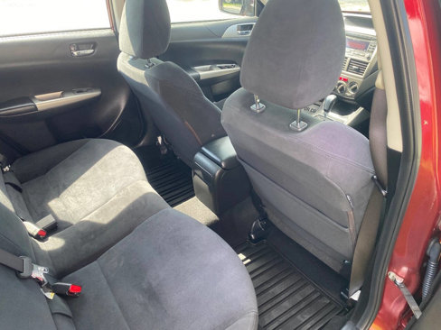 Used 2010 Subaru Impreza 2.5i Premium image 16