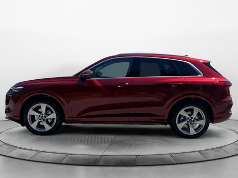 New 2025 Audi Q5 Prestige image 4