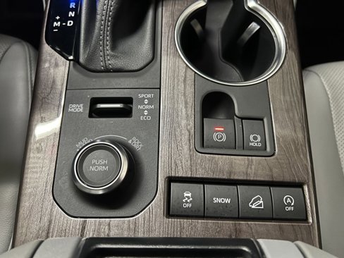 Certified 2022 Toyota Highlander Platinum image 29