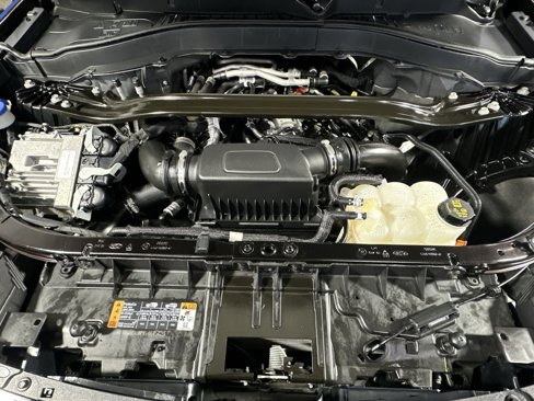 Used 2020 Ford Explorer ST w/ ST Street Pack image 32