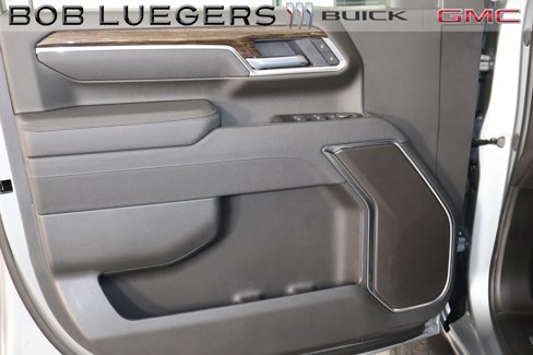 New 2026 GMC Sierra 2500 SLE w/ SLE Value Package; image 9