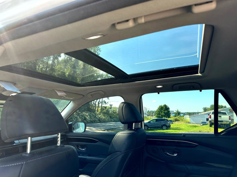 Used 2024 Honda Pilot Touring image 13