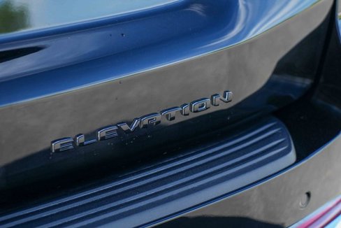Used 2025 GMC Yukon Elevation image 18