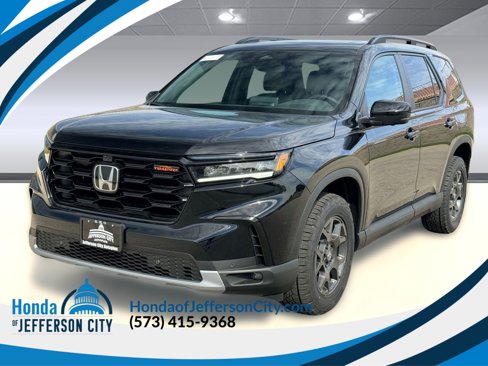 New 2025 Honda Pilot TrailSport image 1