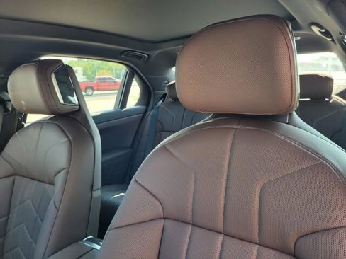 New 2026 BMW i7 eDrive50 w/ Premium Package image 30