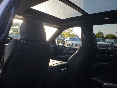Used 2023 Cadillac Escalade Premium Luxury w/ LPO, Radiant Package image 10