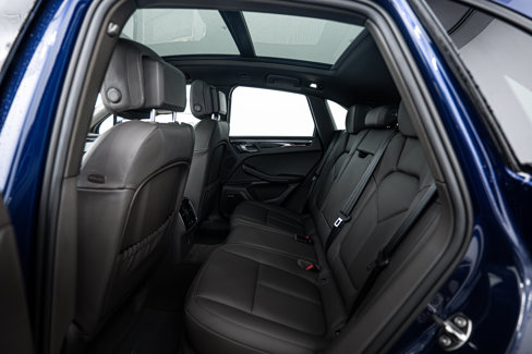 New 2026 Porsche Macan image 22