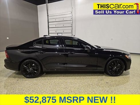 Used 2024 Volvo S60 B5 Plus w/ Climate Package image 8