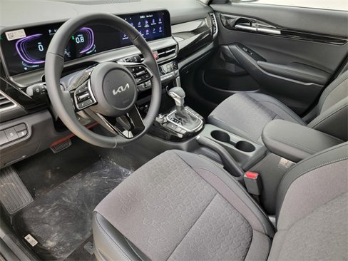 New 2026 Kia Seltos S image 13