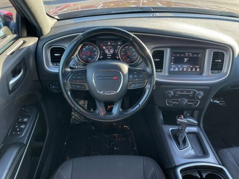 Used 2020 Dodge Charger SXT image 12