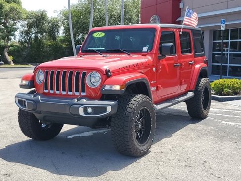 Used 2018 Jeep Wrangler Unlimited Sahara image 3