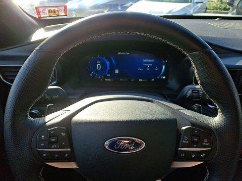 Used 2020 Ford Explorer ST w/ ST Street Pack image 22