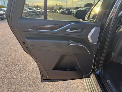 Used 2023 Cadillac Escalade Sport Platinum image 19