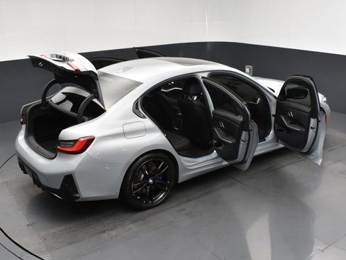 Used 2024 BMW M340i xDrive w/ Driving Assistance Package image 31