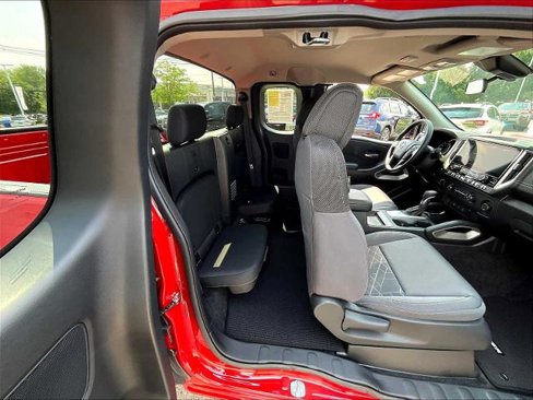 Certified 2025 Nissan Frontier SV image 16