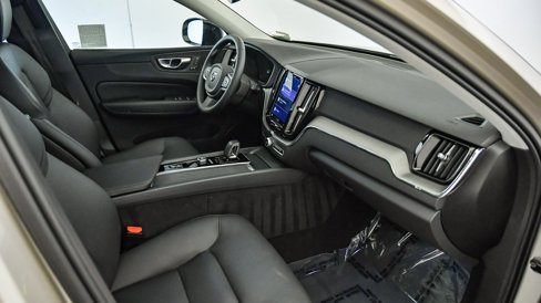 Used 2025 Volvo XC60 T8 Core w/ Protection Package Premier image 17