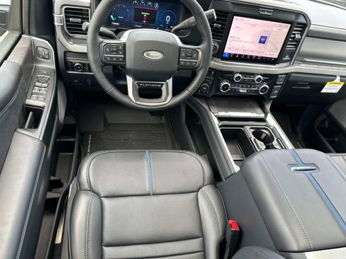New 2025 Ford F250 Platinum w/ FX4 Off-Road Package image 13