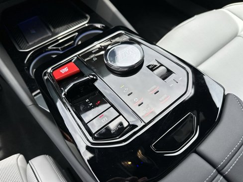 New 2026 BMW M5 w/ Executive Package image 24