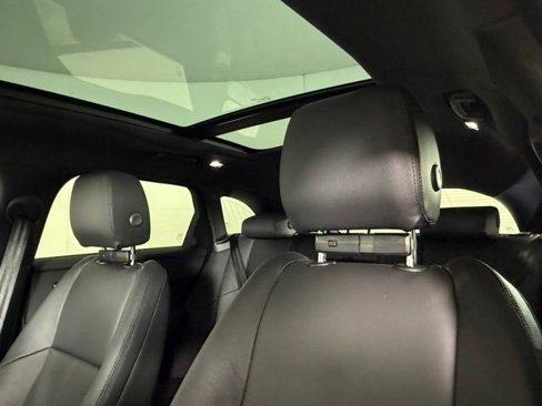 Used 2026 Land Rover Range Rover Velar S image 13