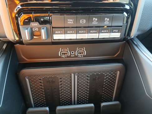 New 2026 RAM 4500 Laramie w/ Laramie Trim Package image 41