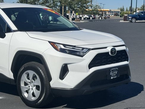 Used 2024 Toyota RAV4 LE image 6