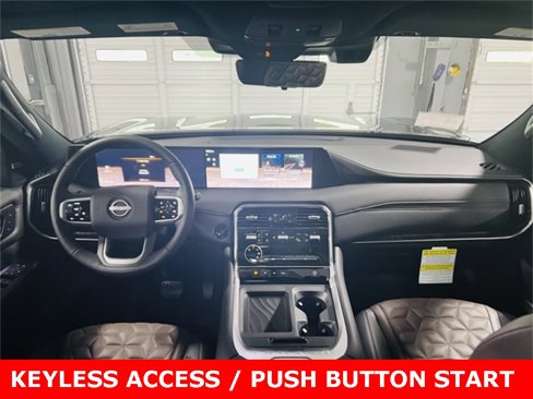 New 2025 Nissan Armada Platinum image 4