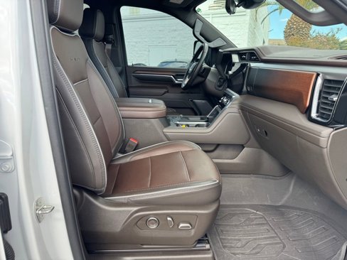Used 2024 GMC Sierra 3500 Denali w/ Denali Reserve Package image 23