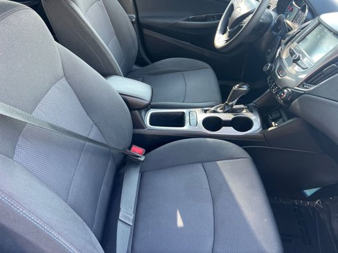 Used 2018 Chevrolet Cruze LT w/ Convenience Package image 13