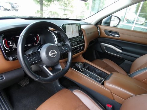Certified 2023 Nissan Pathfinder Platinum image 19