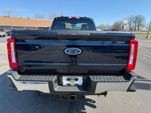New 2025 Ford F250 XLT image 5