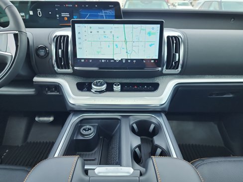 New 2025 Ford Expedition Tremor image 13