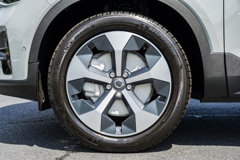 New 2026 Volvo XC40 B5 Plus w/ Protection Package Premier image 17