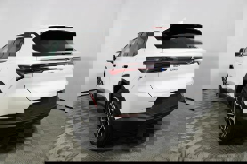 Used 2025 Chevrolet Equinox EV LT w/ LPO, All-Weather Mat Package image 39
