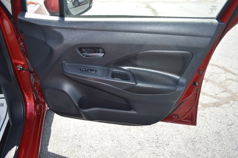Used 2020 Nissan Versa SV image 16
