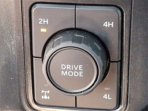Certified 2024 Ford F250 Platinum image 18
