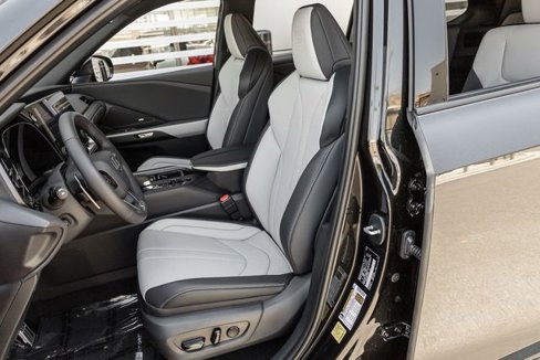 New 2025 Lexus TX 500h AWD image 7
