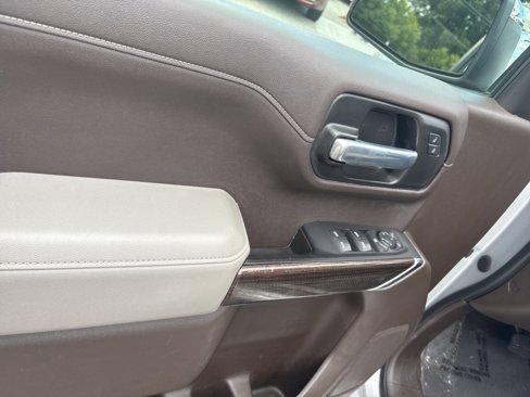 Used 2021 Chevrolet Silverado 1500 LT w/ Safety Package II image 22