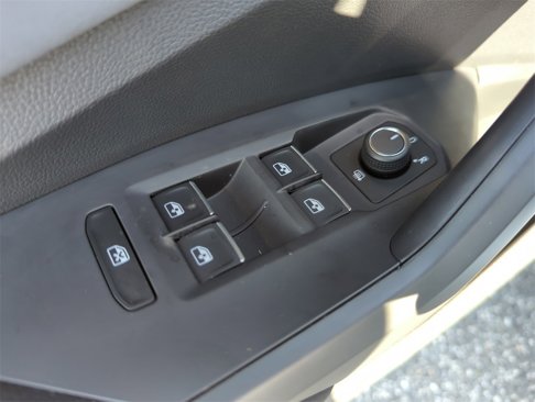 New 2025 Volkswagen Jetta SE image 26